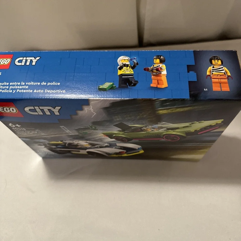 LEGO CITY: Police Car and Muscle Car Chase (60415) Complete With Box Instruction